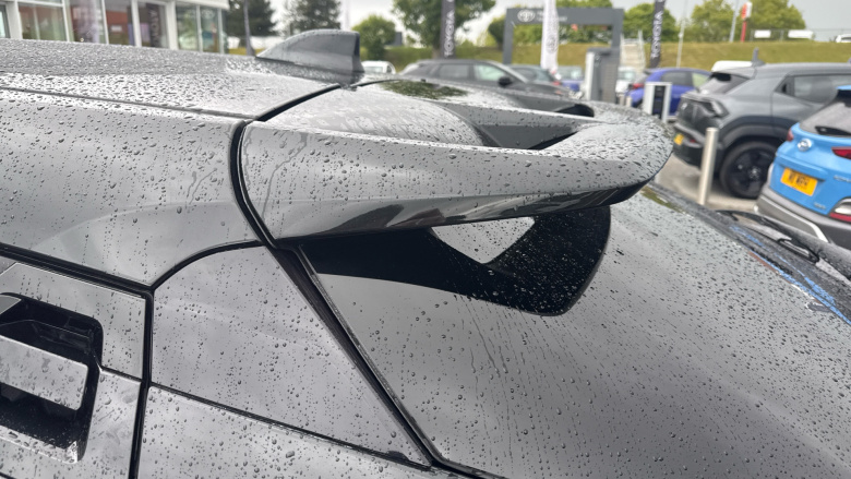 Toyota C-HR 1.8 Hybrid Design 5dr CVT Hybrid Hatchback